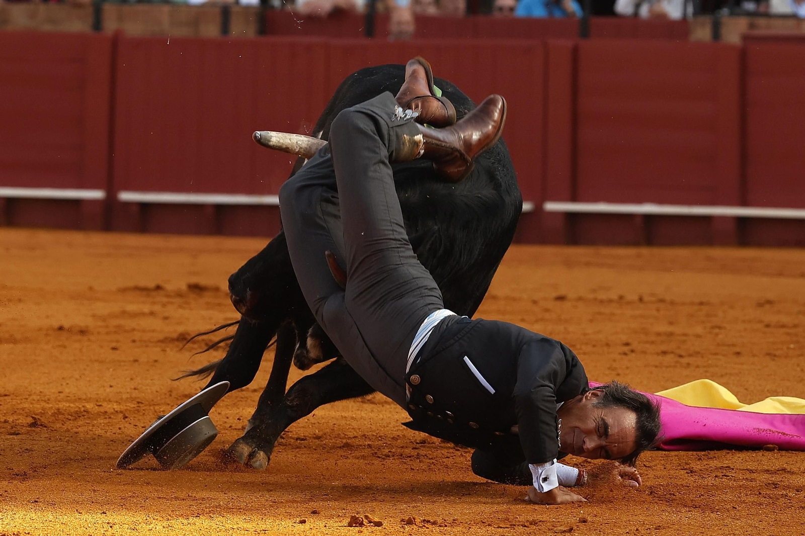 Las imágenes del festival taurino en la Maestranza