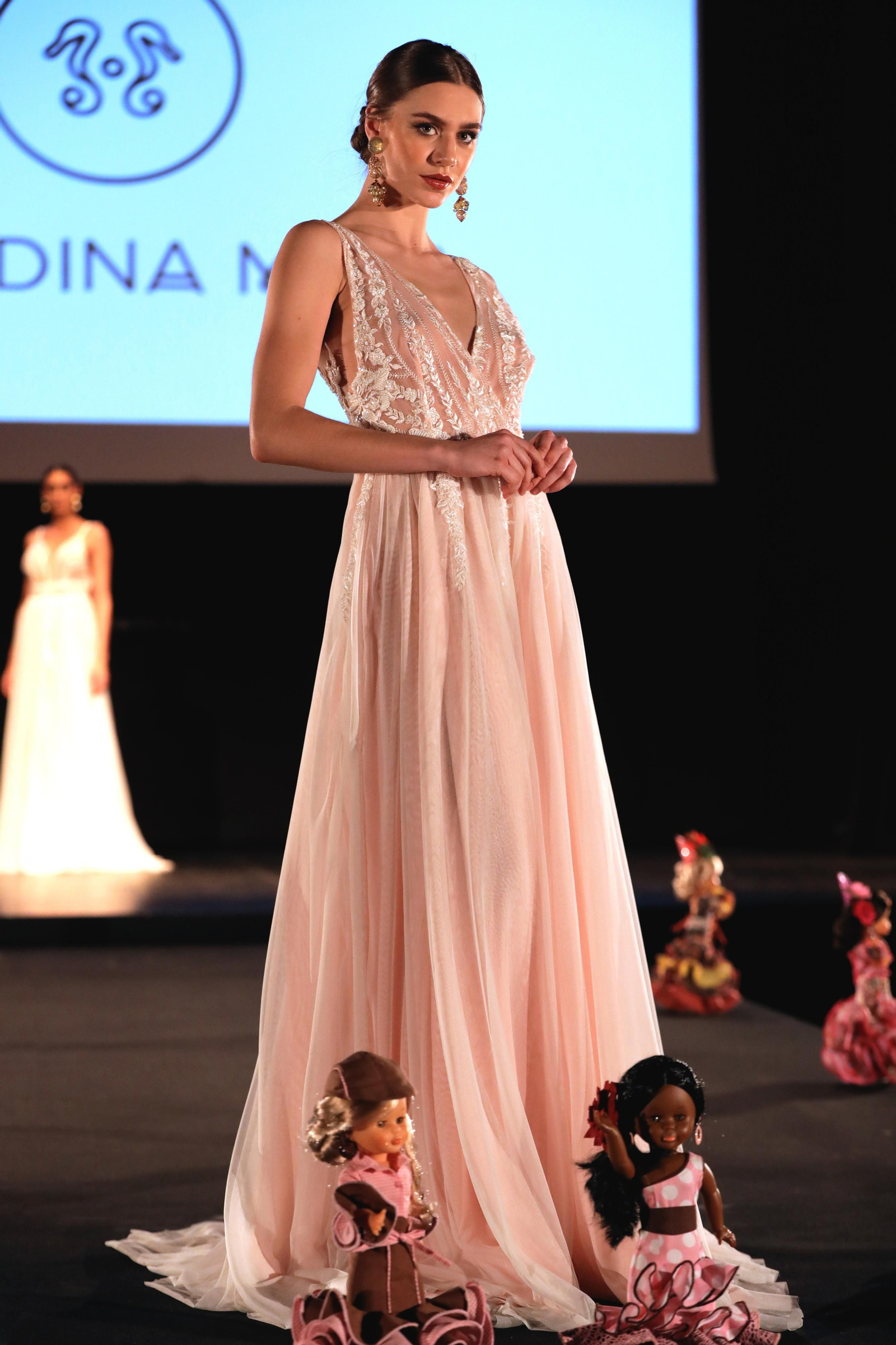 Desfile de Claudia Mata en Pasarela Flamenca Granada
