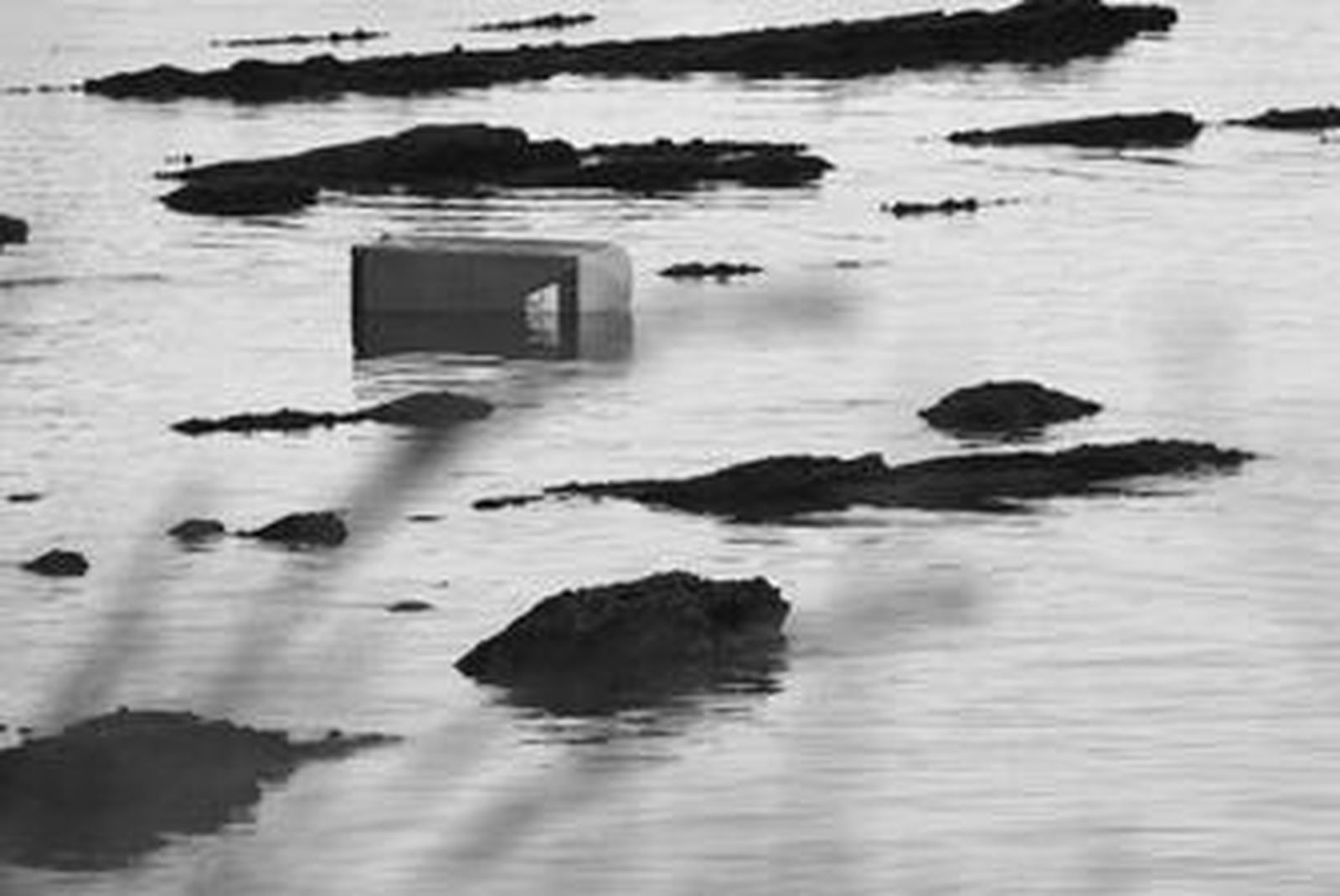 Una letrina en el mar