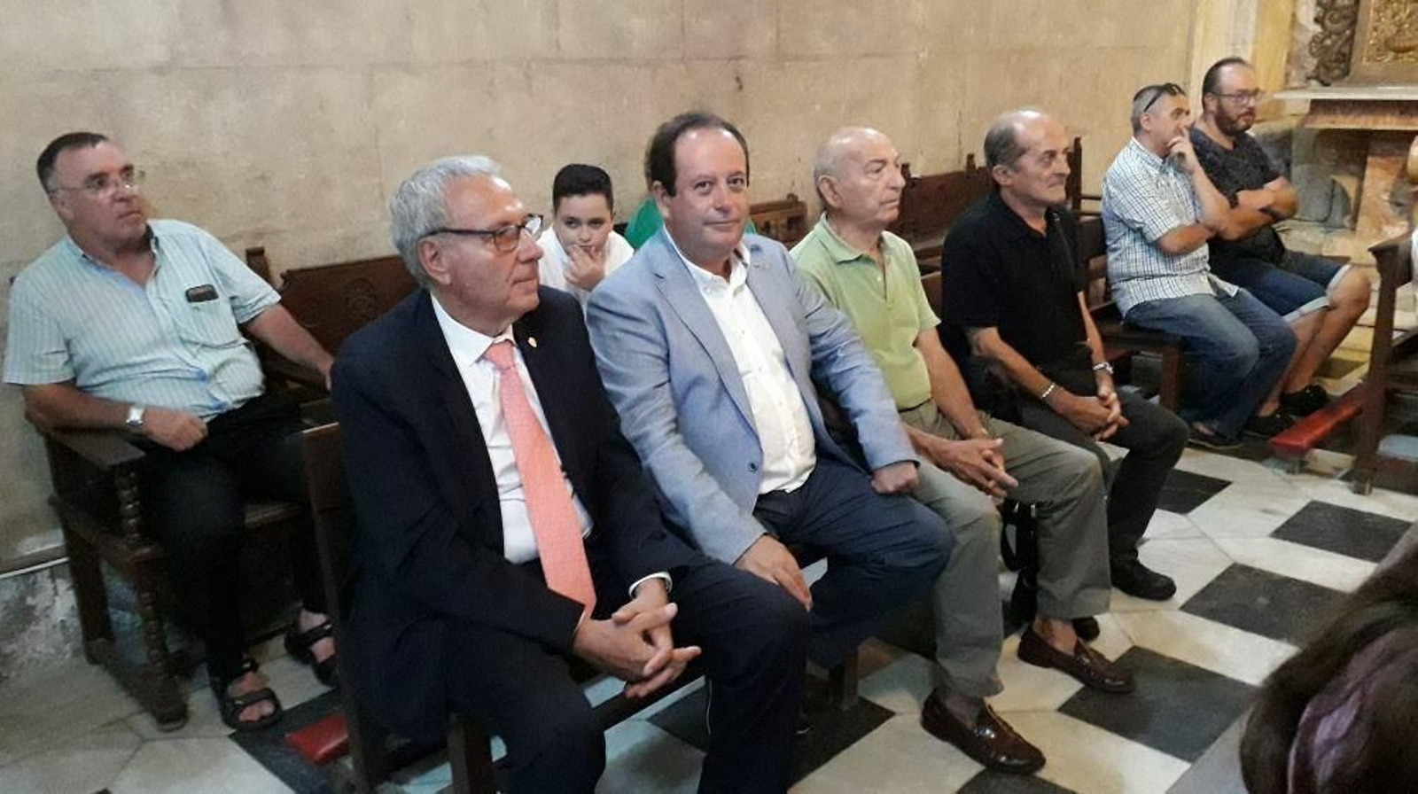 Fotogalería de la ofrenda floral de la UDA a la Virgen del Mar