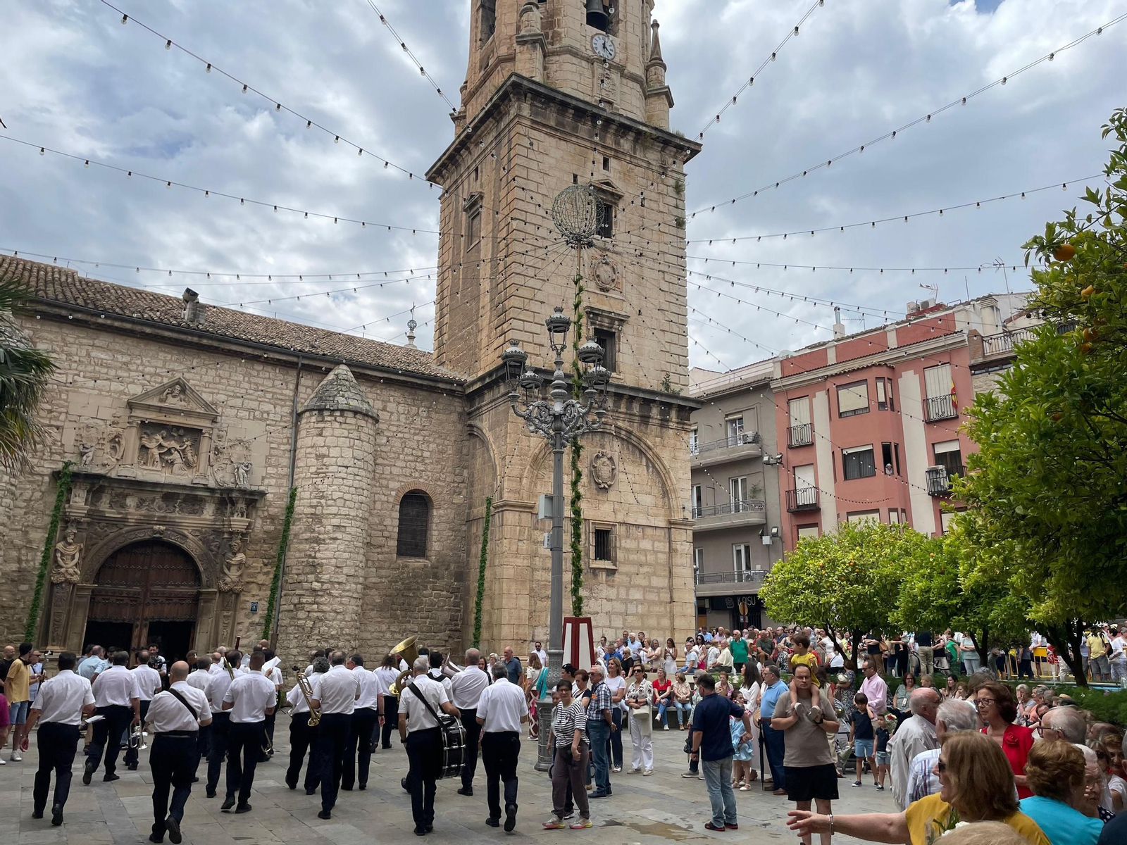 Ofrenda floral a la Virgen de la Capilla, en imágenes