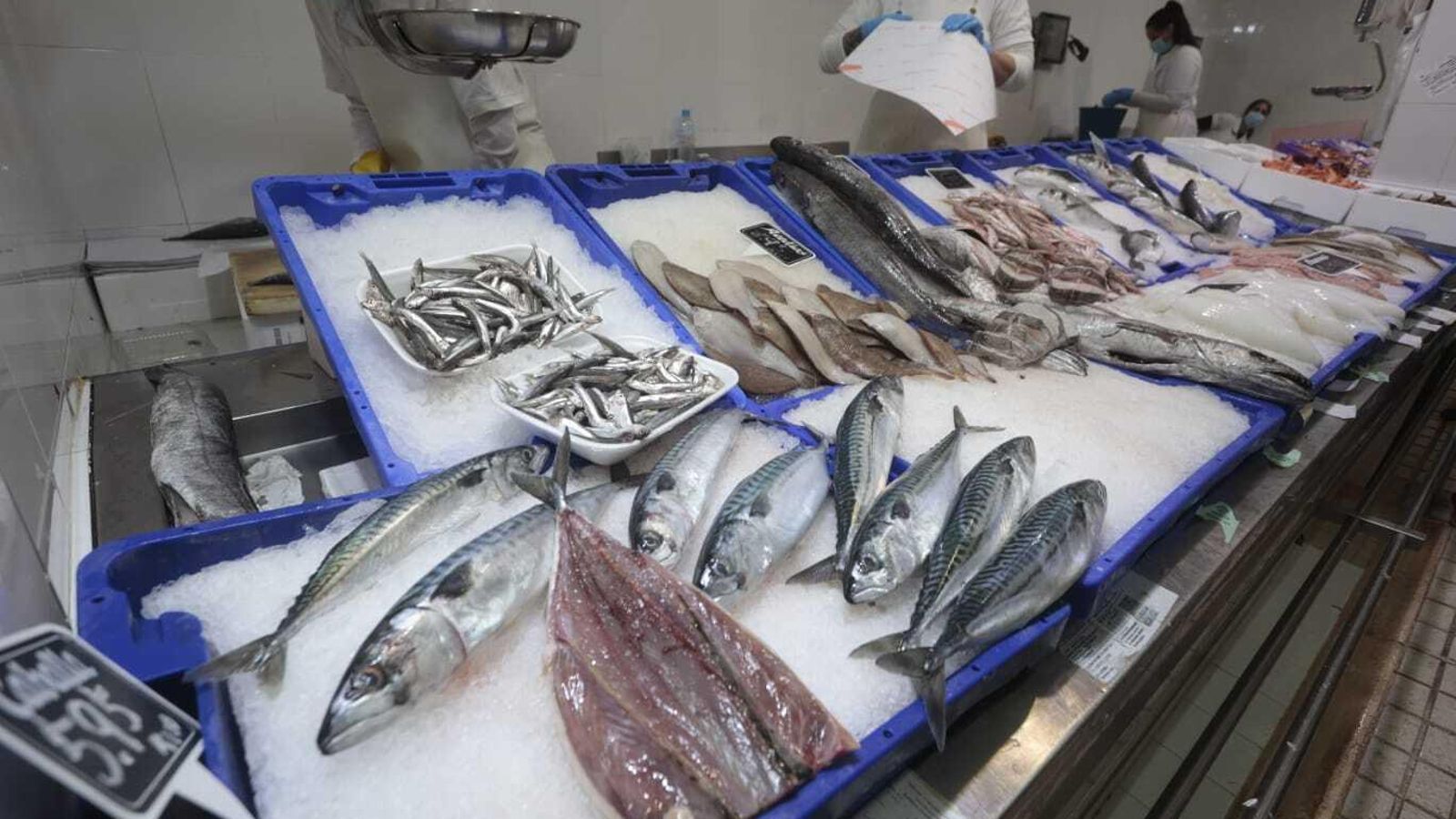 Actividad en el mercado del Tiro de Línea, este martes.