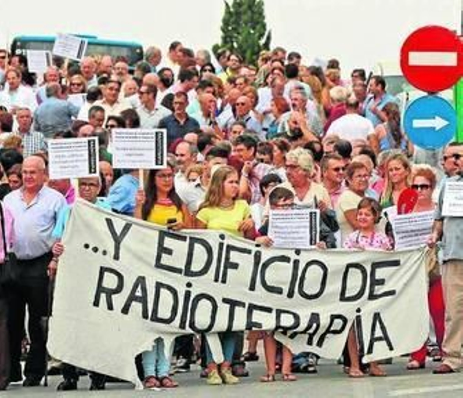 Una concentración del pasado agosto para reclamar Radioterapia en Jerez.