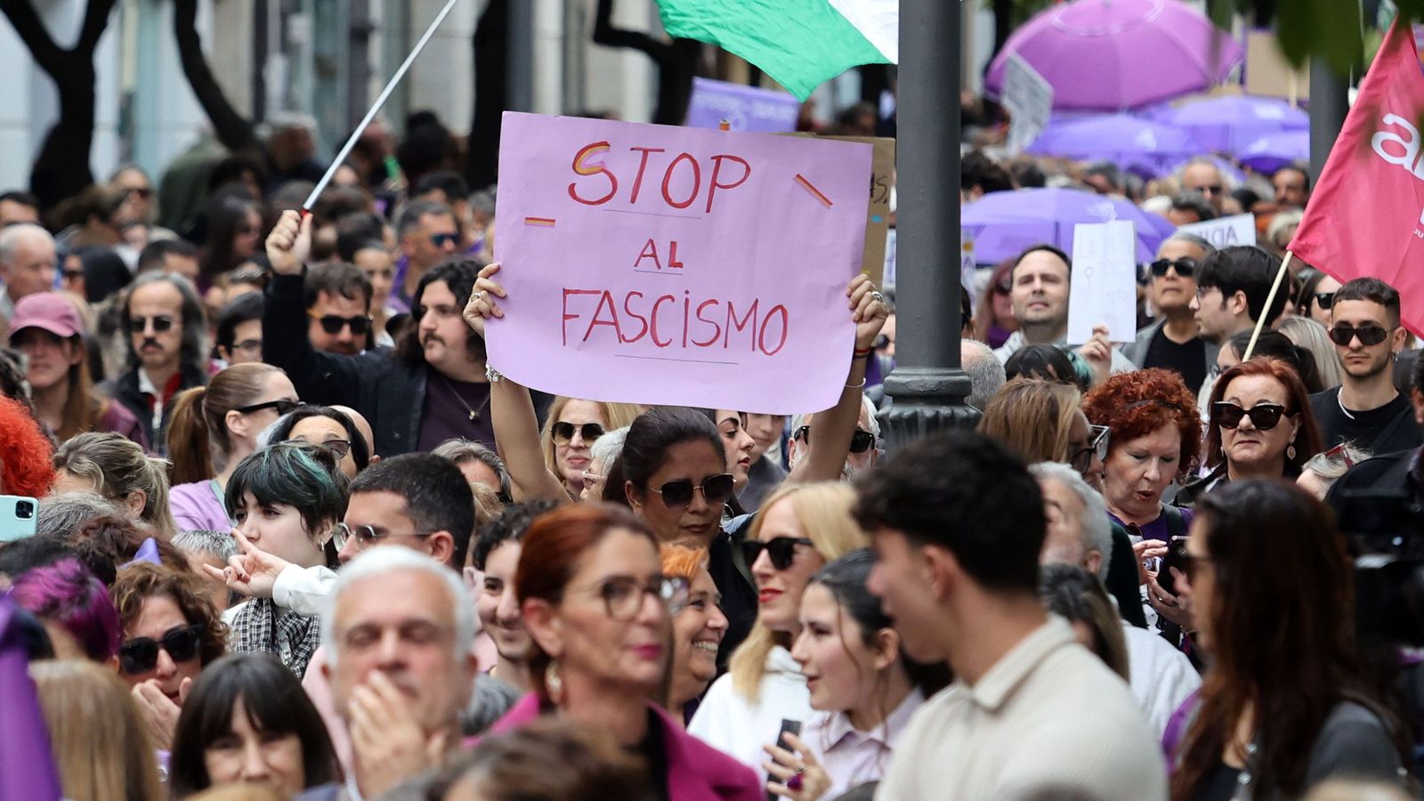 Imágenes de la manifestación en Jerez por el Día Internacional de las Mujeres