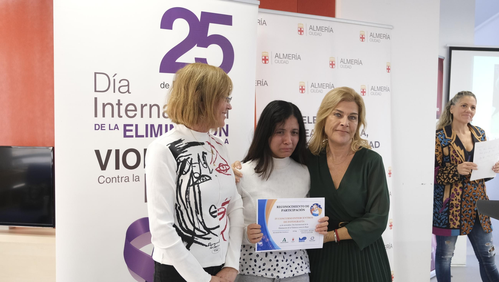 Búscate en la entrega de premios de fotografía escolar contra la violencia machista