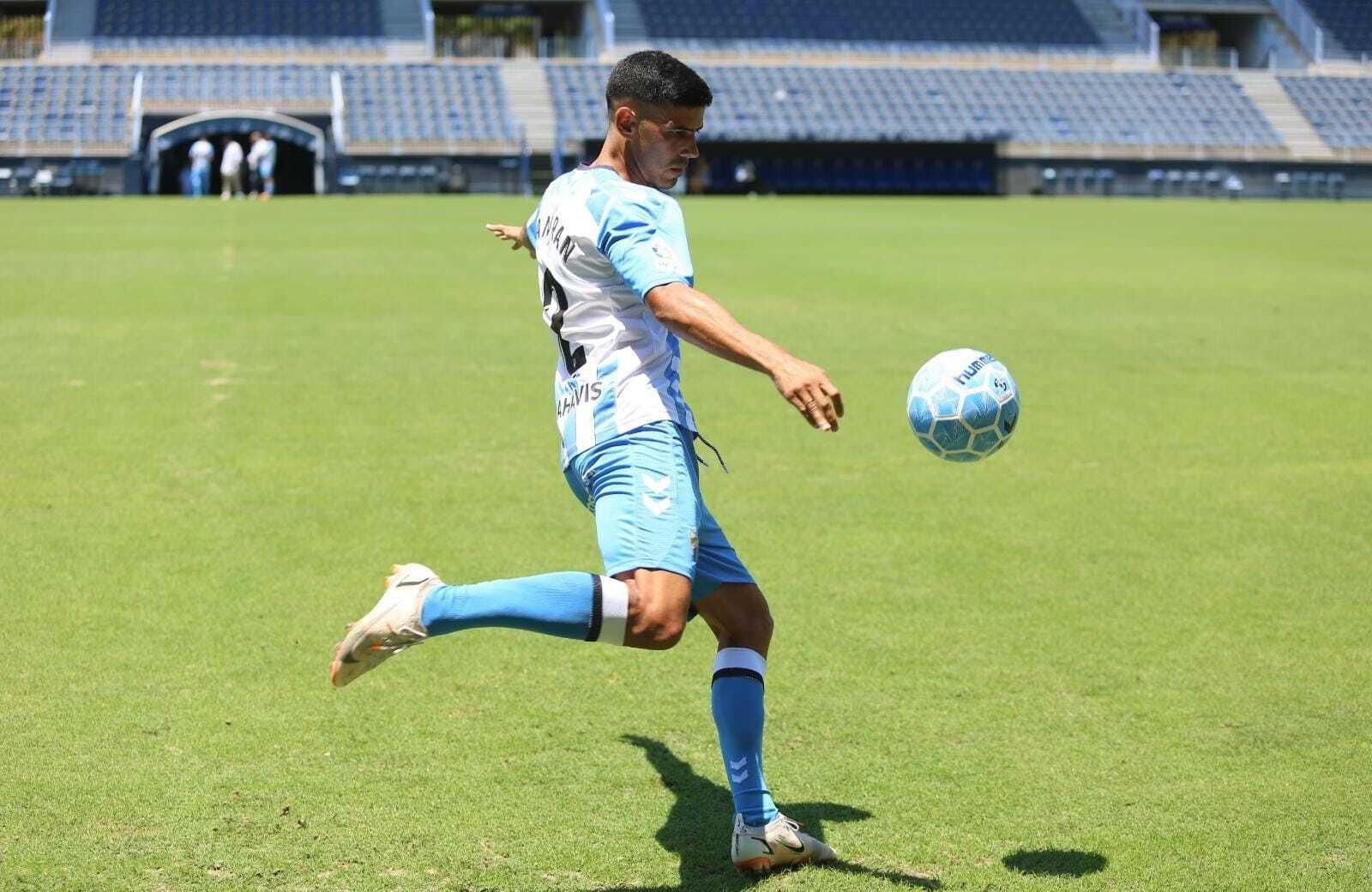 Fotos: El Málaga presenta cinco fichajes de una tacada