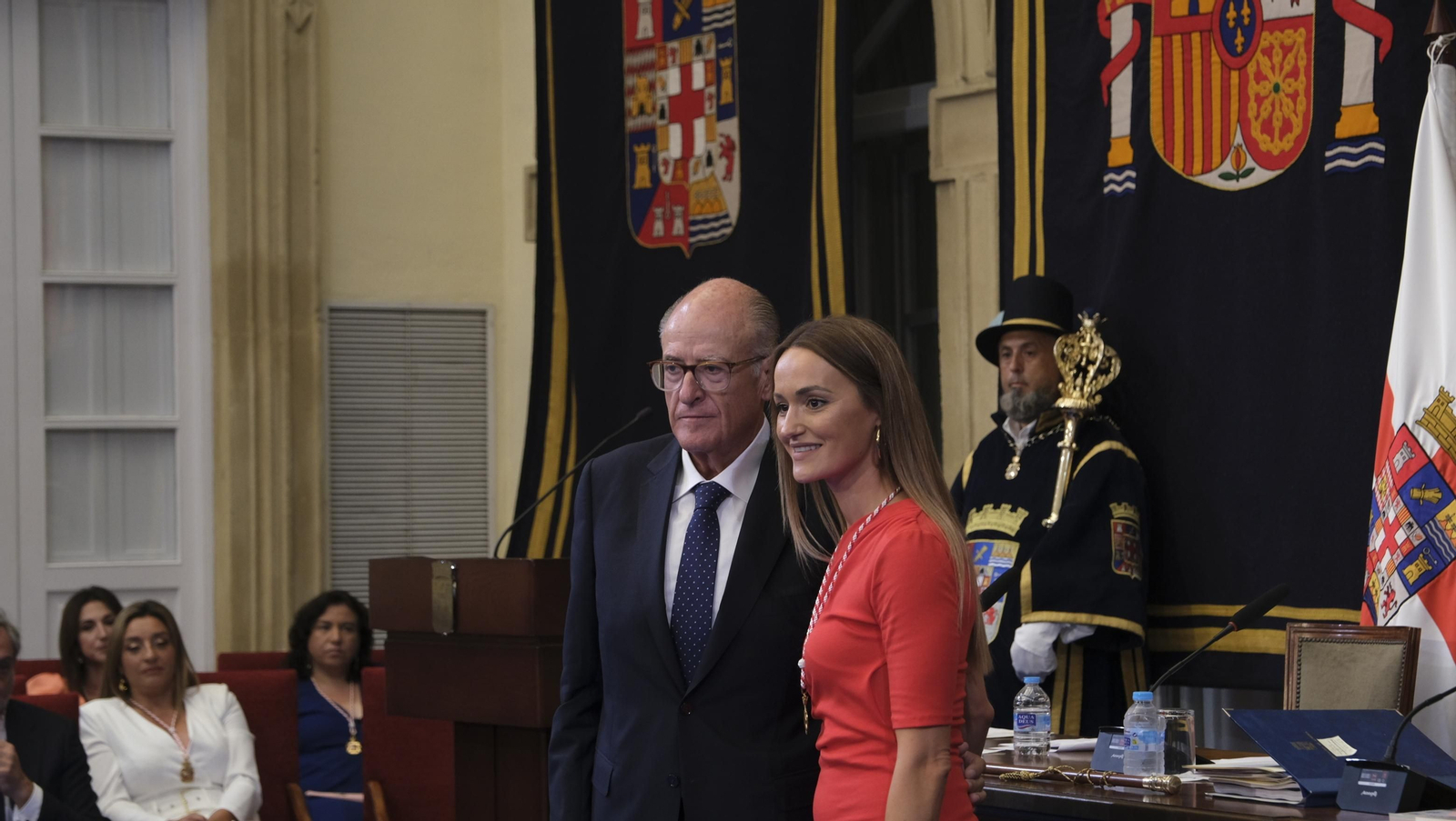 Imágenes del acto de constitución de la Diputación de Almería