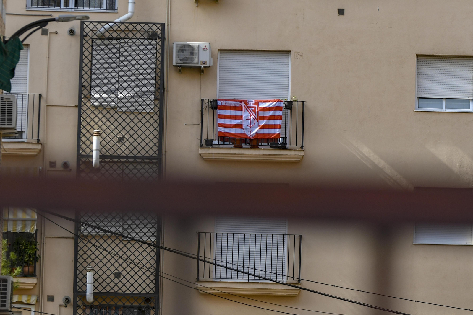 Hasta desde los balcones se animó al Granada