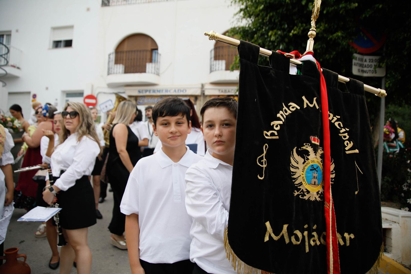 La Subida del Agua de las fiestas de Mojácar, en imágenes