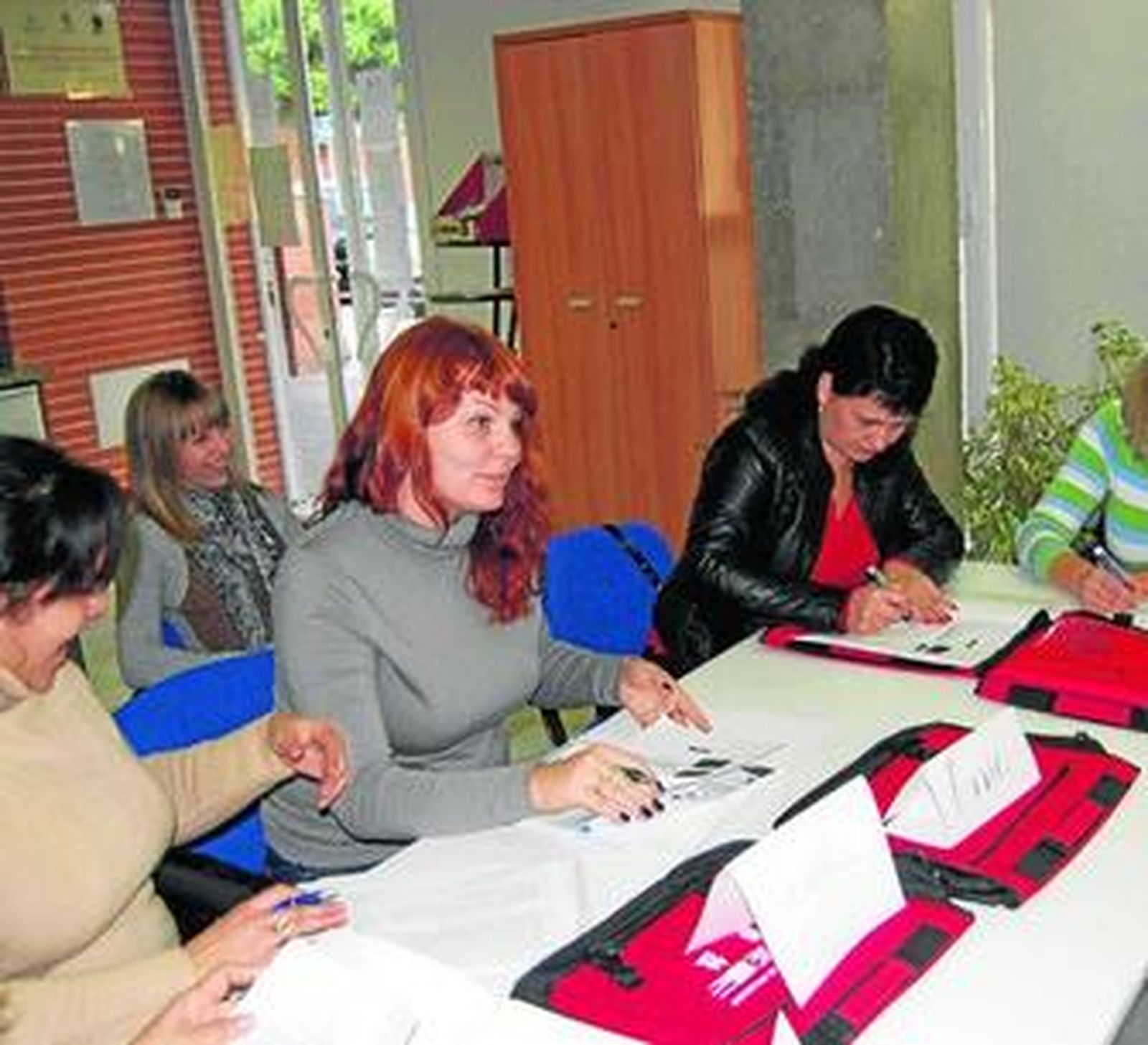 El arte de la aguja y el dedal como forma de integración