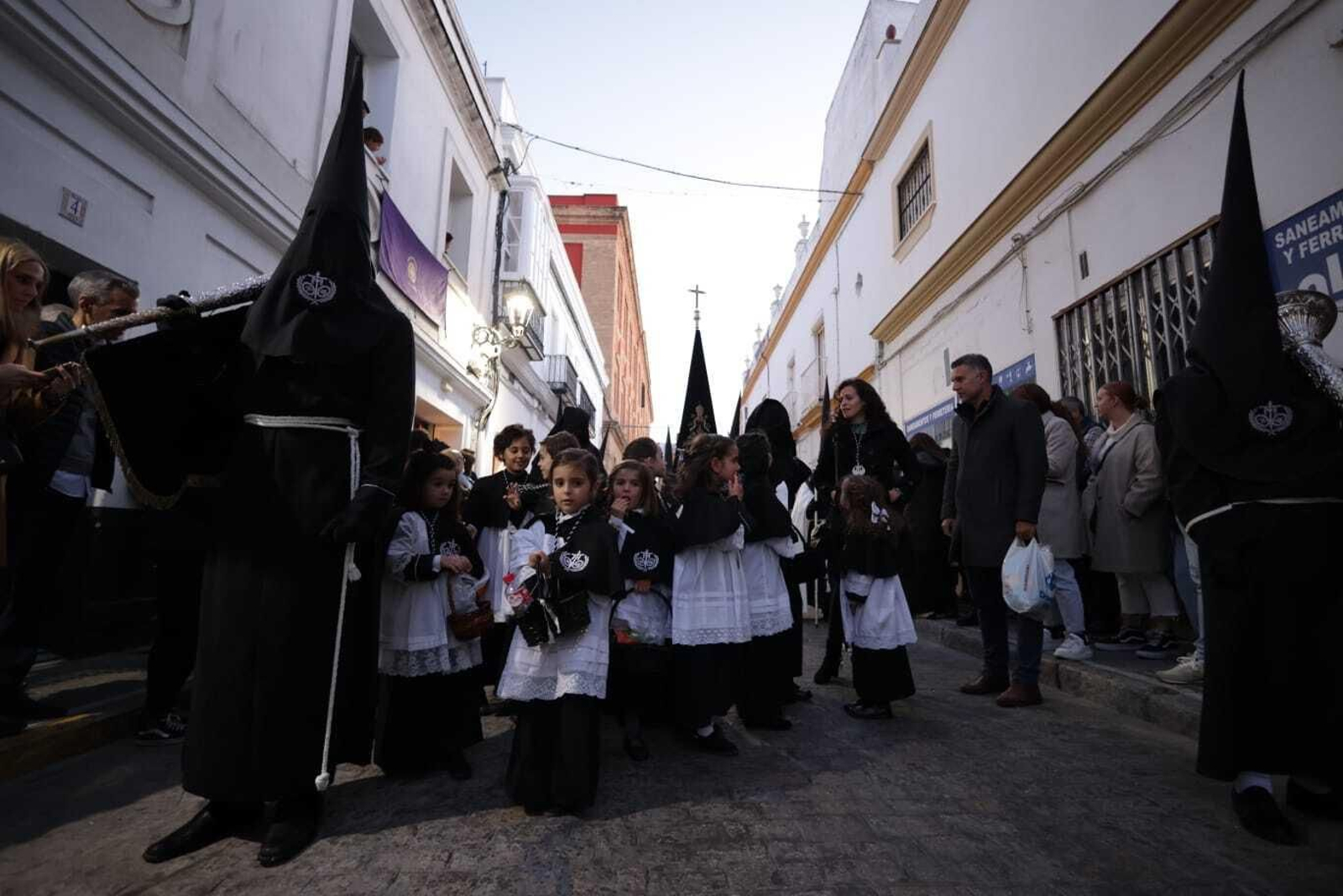 Las imágenes de la hermandad de la Soledad de la Semana Santa de San Fernando 2023