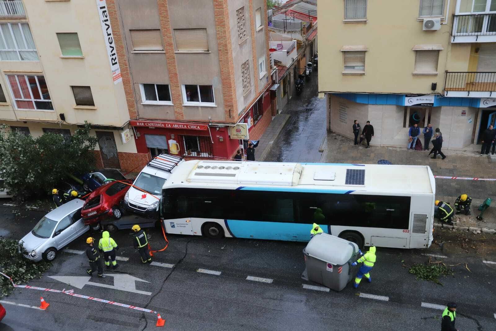 Fotos del accidente del autobús en Málaga