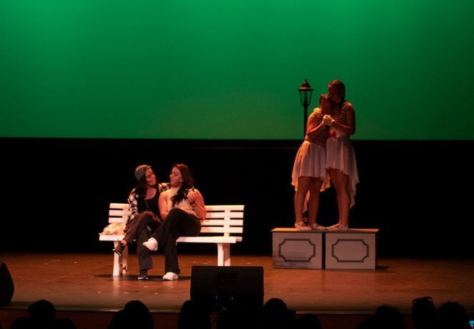 La Compañía de Artes Escénicas del IES Manuel de Falla de Puerto Real presenta 'Aba Nibi, Te quiero amor'