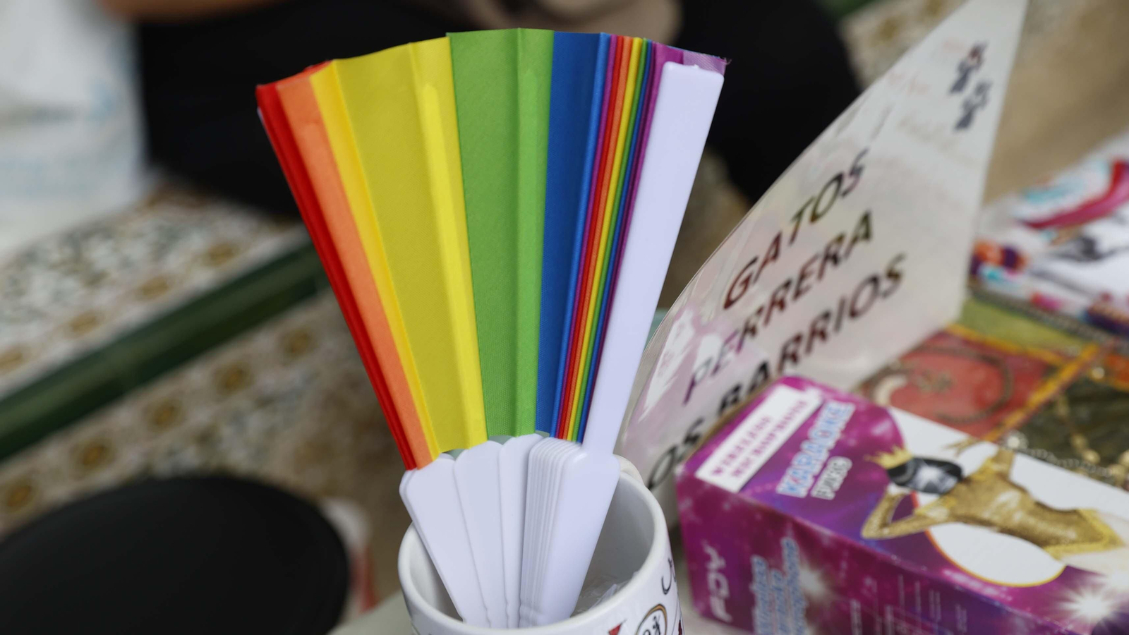 Las fotos de la fiesta del Orgullo LGTBI en el Parque María Cristina en Algeciras