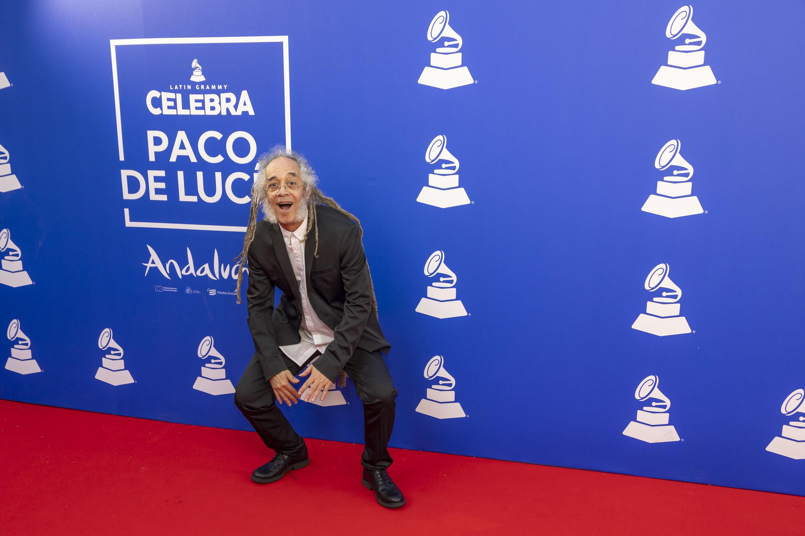 Las imágenes de la alfombra roja en el Falla con el homenaje de los Latin Grammy a Paco de Lucía