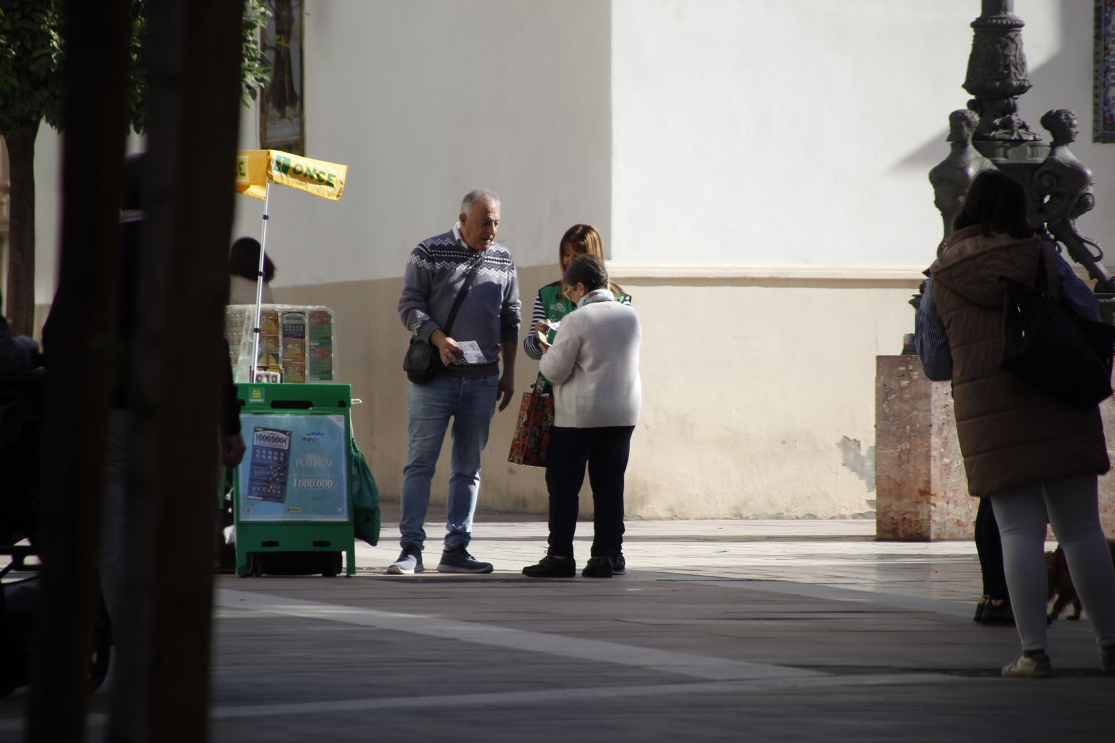 Imágenes del lunes 20 de noviembre en Huelva