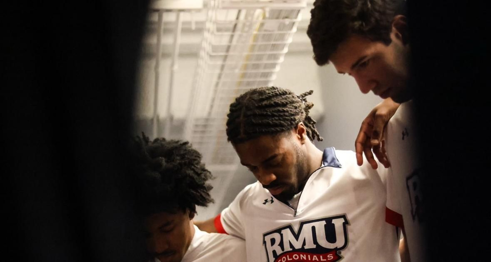 NCAA: Álvaro Folgueiras, 7 puntos y 5 rebotes en partido de aprendizaje