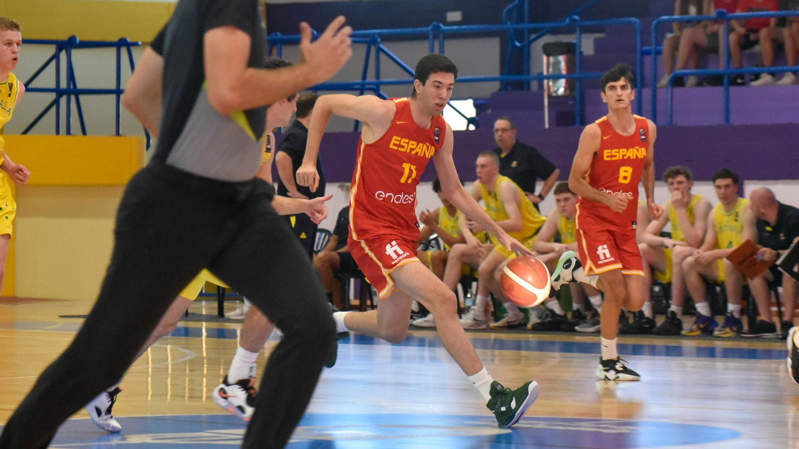 Las fotos de la reinauguración del Pabellon Municipal de La Línea