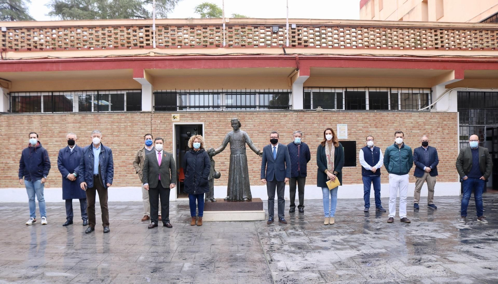 Encuentro entre el Partido Popular y la plataforma 'Más Plurales'.