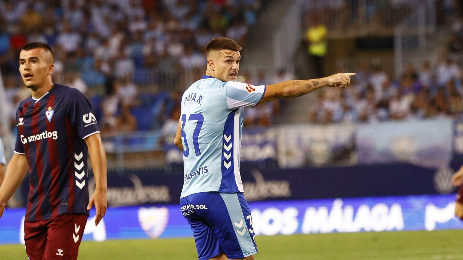 Rafa Rodríguez durante el encuentro ante la SD Eibar.