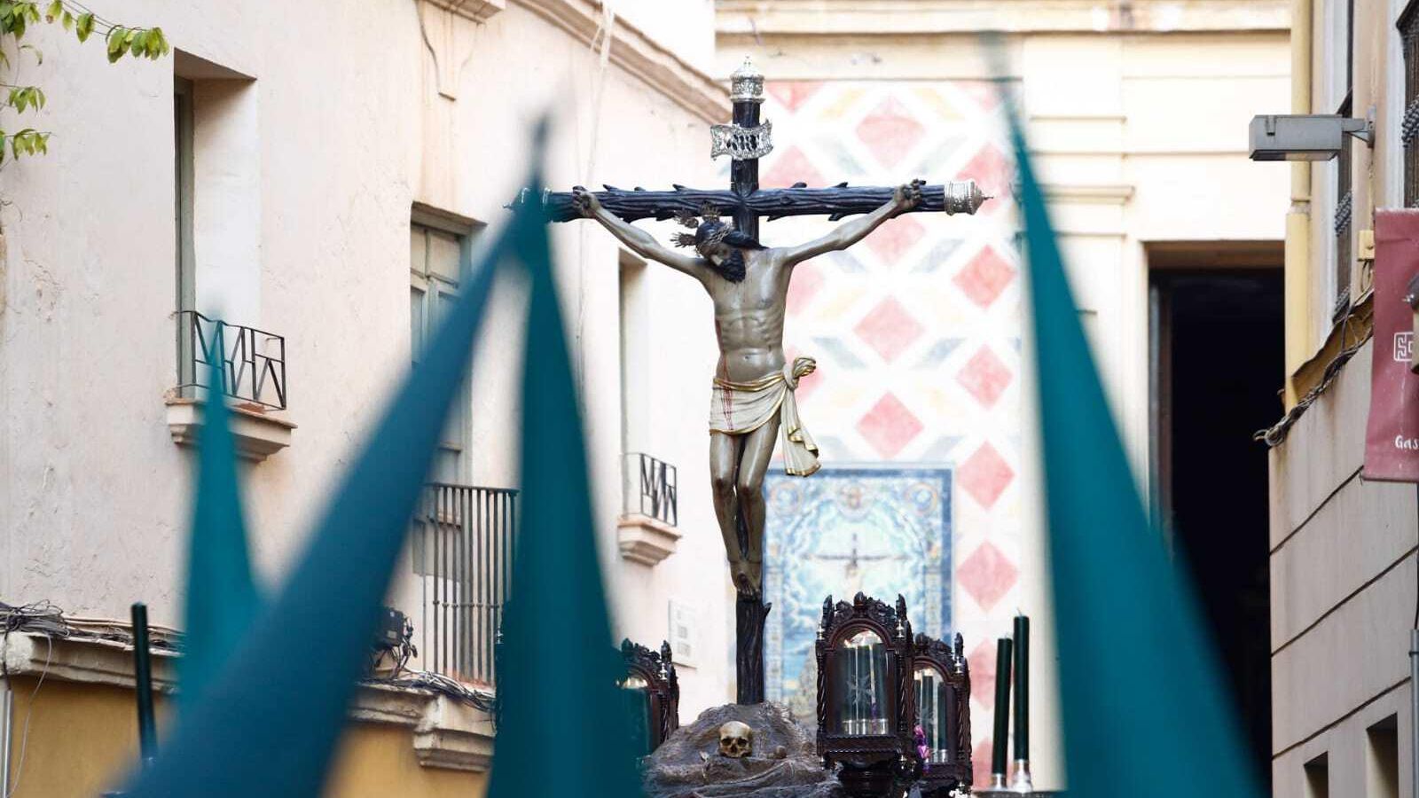 El Santísimo Cristo de la Vera+Cruz, justo después de salir.