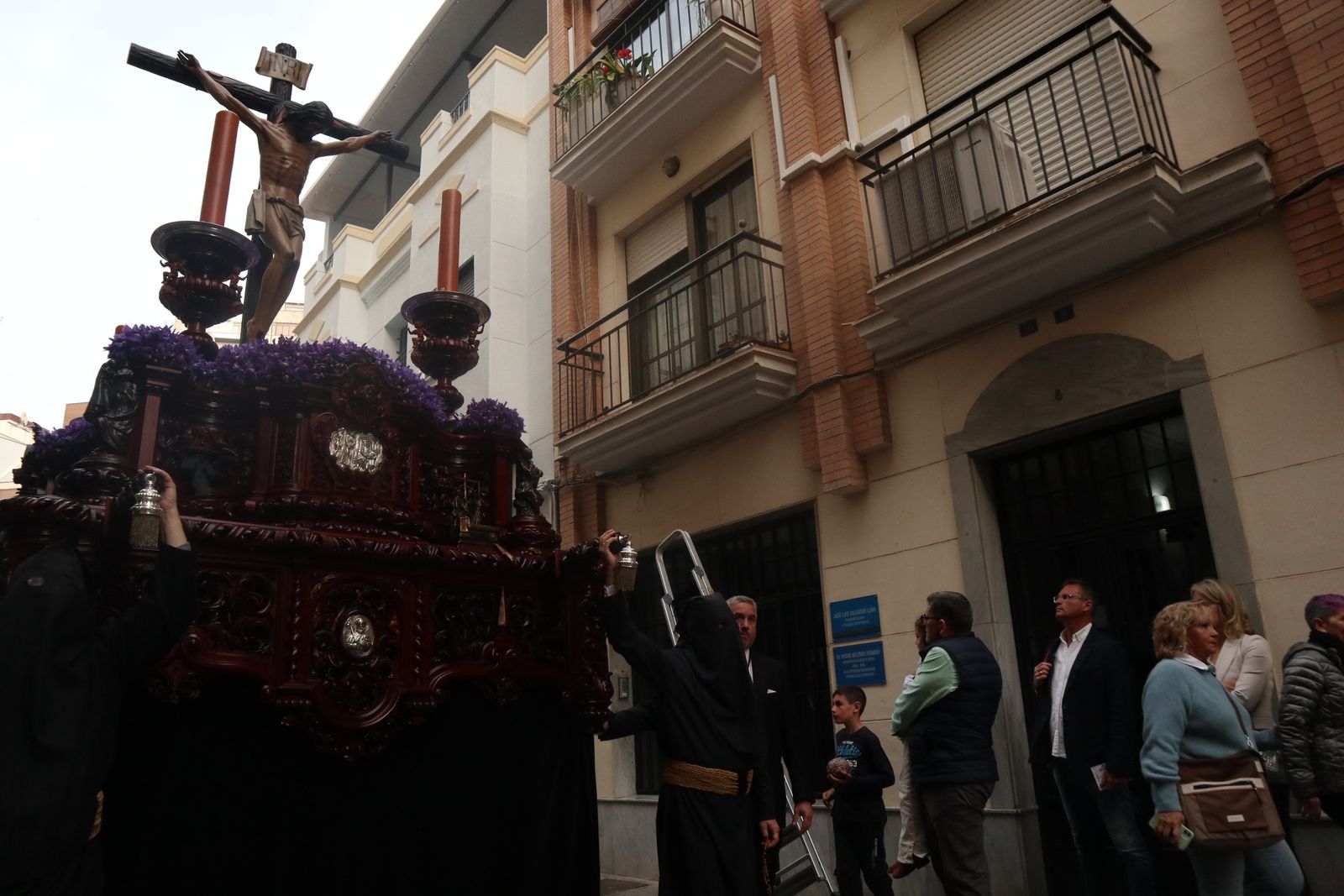 Martes Santo: Hermandad de Los Estudiantes, Huelva
