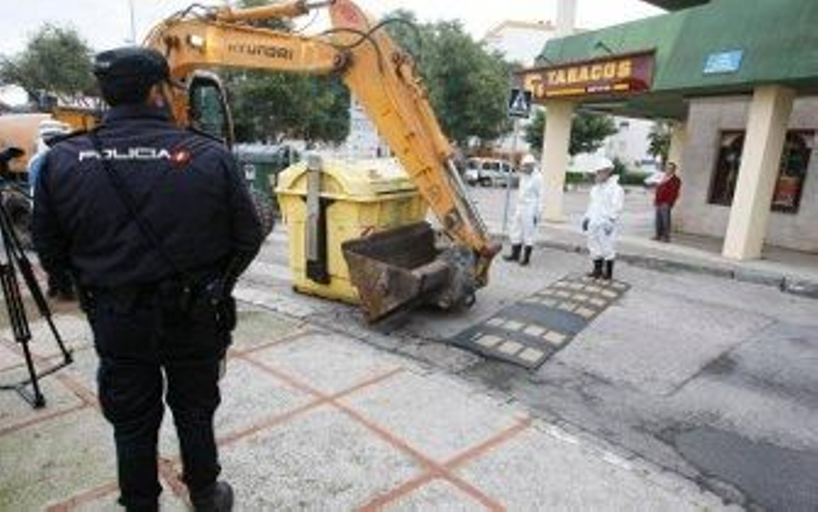 Detenido un menor por la quema de contenedores