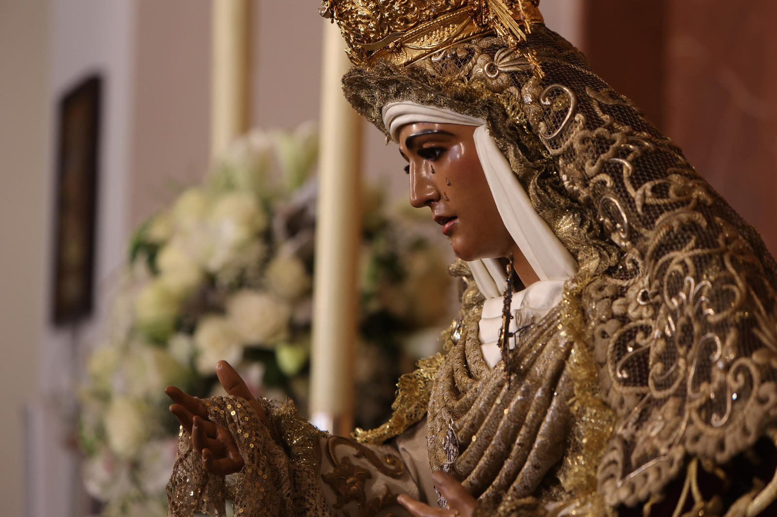 La Esperanza de Triana vuelve al culto tras de su restauración