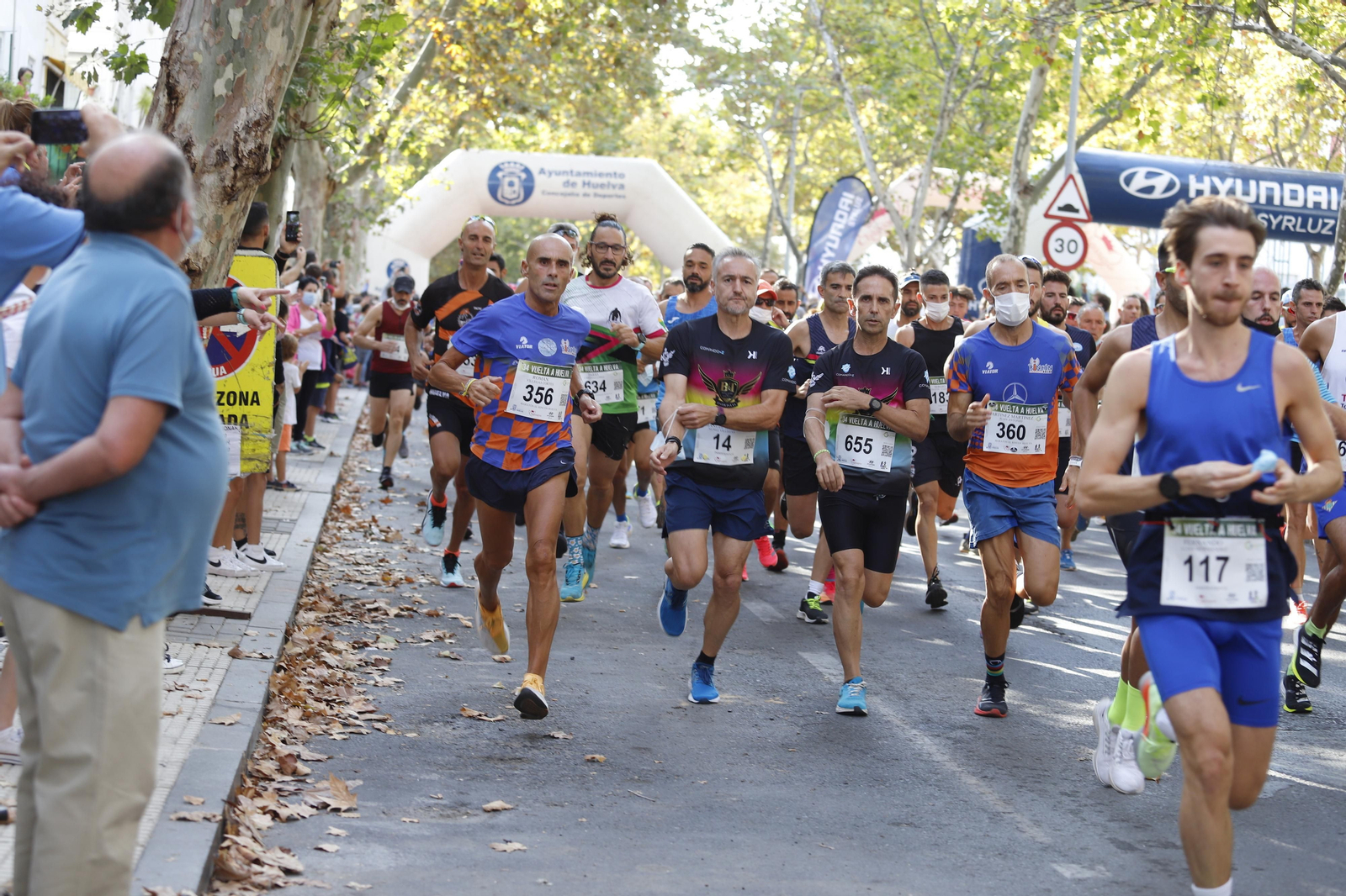 Las imágenes de la vuelta a Huelva de atletismo