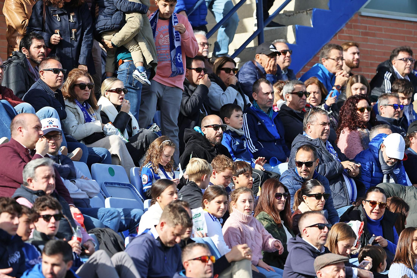 Búscate en las gradas en el Nuevo Colombino en el Recreativo de Huelva - Atlético Antoniano