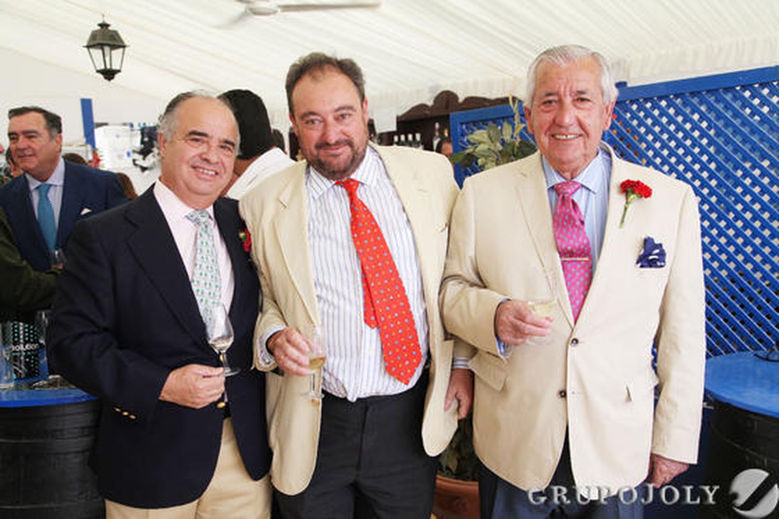 Pepe Recio y Juan Sillero, presidente y consejero del Grupo Recicab, respectivamente, con Tomás Valiente, director general del Grupo Joly.

Foto: Vanesa Lobo