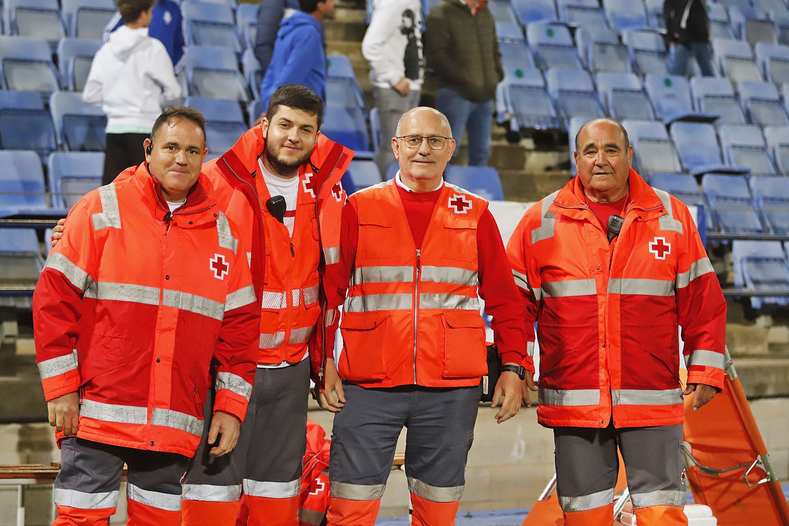 Imágenes del ambiente en el Recreativo de Huelva - San Fernando
