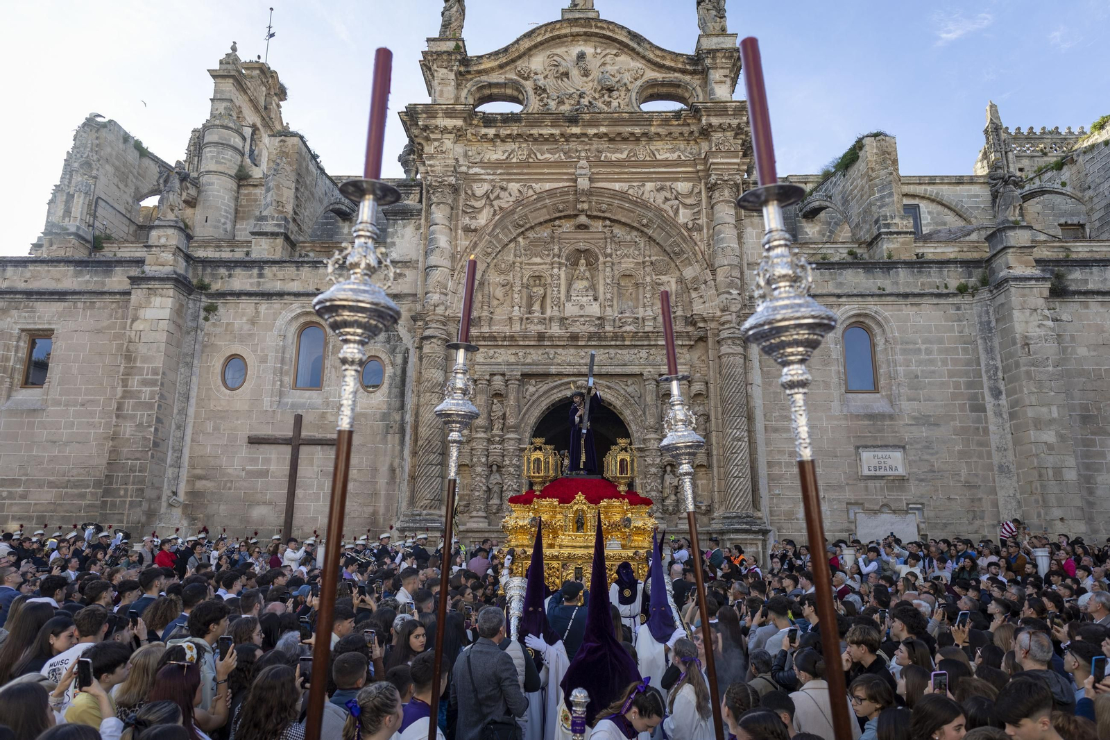 Las imágenes de la salida del Nazareno en El Puerto en la Semana Santa de 2025