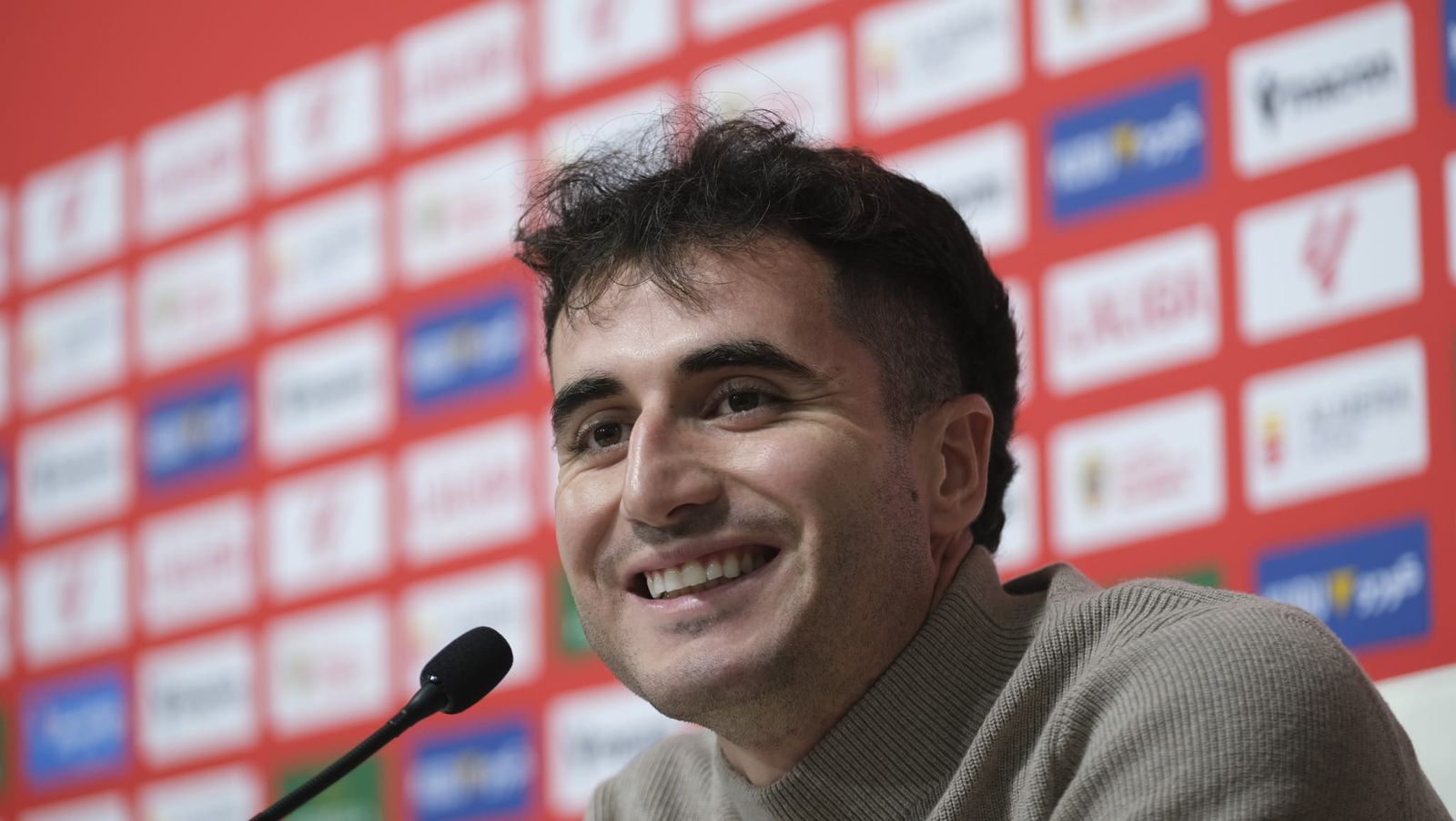 Morcillo quiere volver a Primera, donde ya estuvo con el Athletic, ahora con la UDA