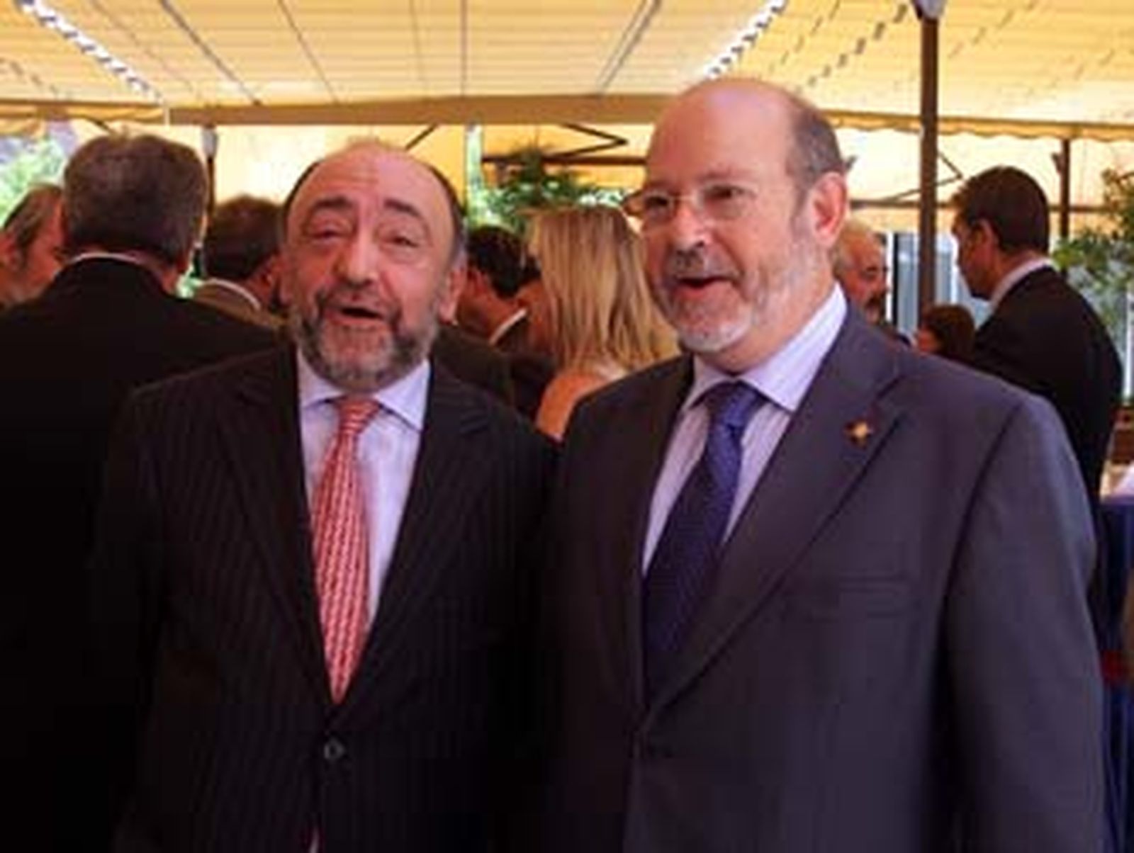 Relevo al frente de la Policía