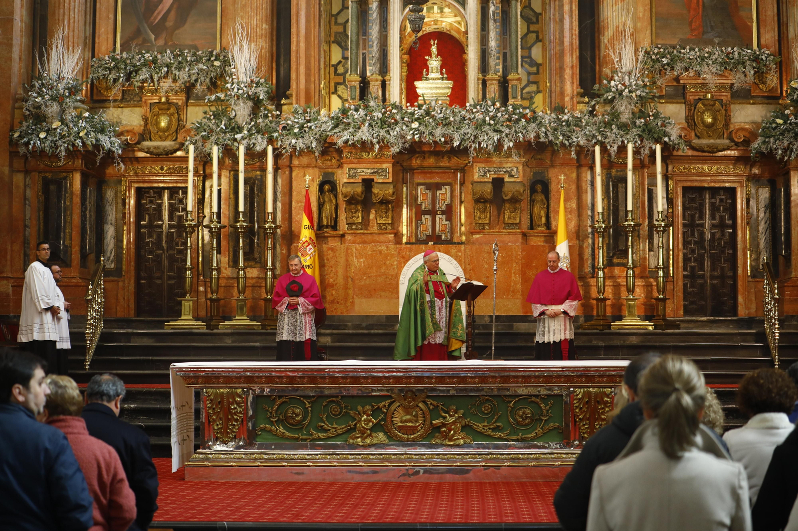 La toma de posesión de Joaquín Alberto Nieva como presidente del Cabildo, en imágenes