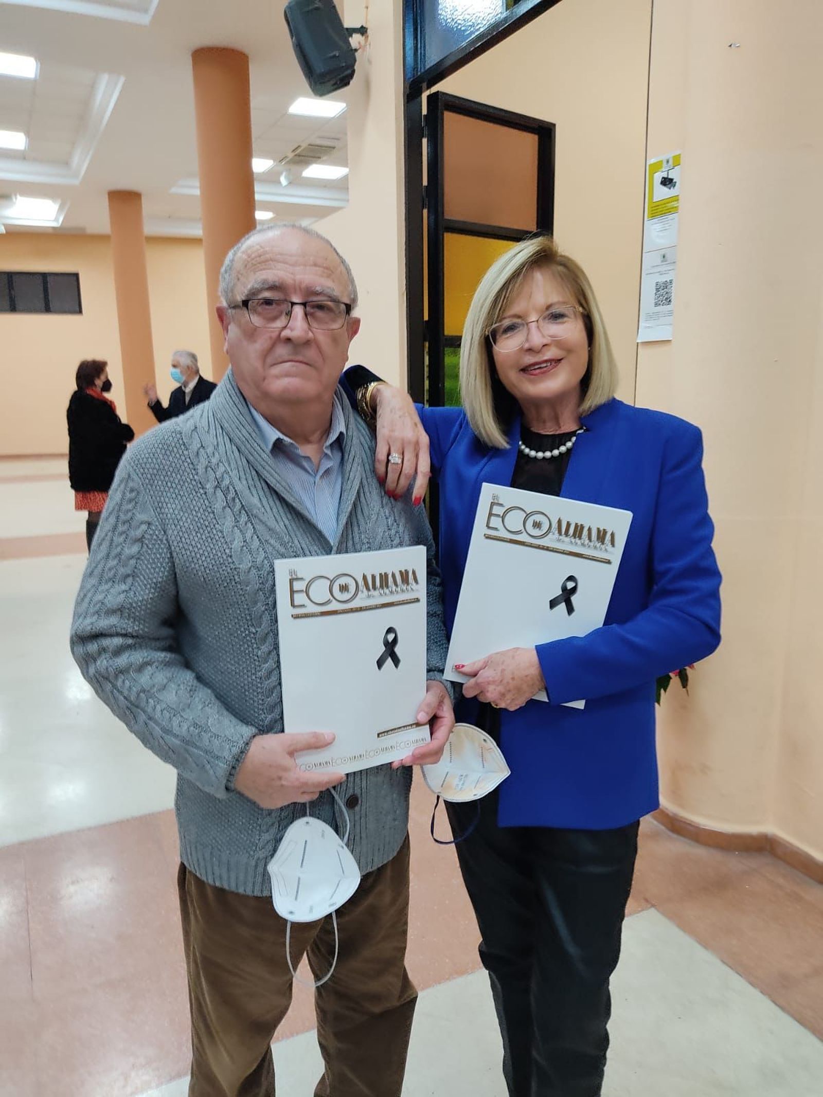 Francisco López, doctor de Historia con María Carmen Amate.