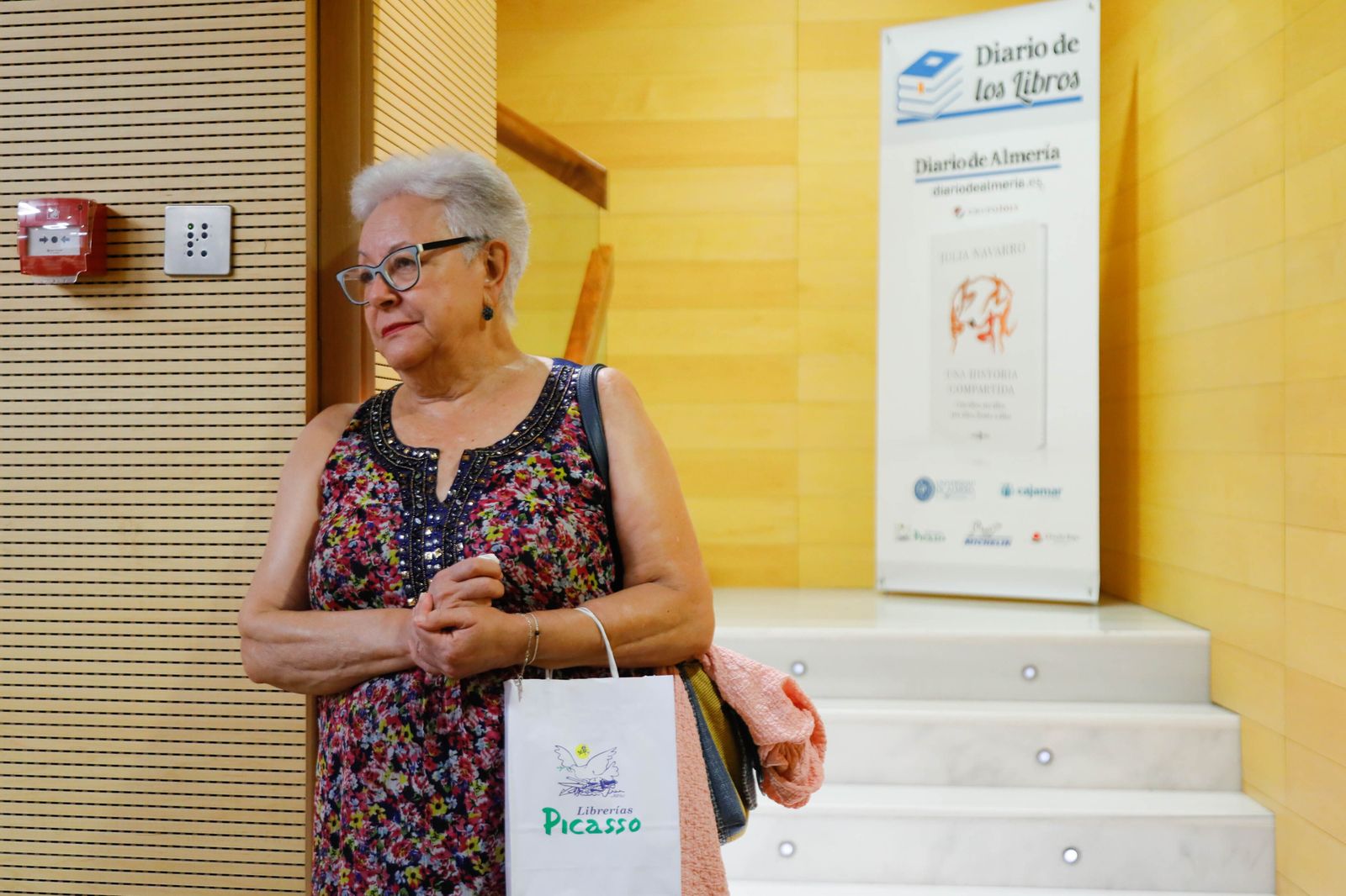 Imágenes de Diario de los Libros, con Julia Navarro