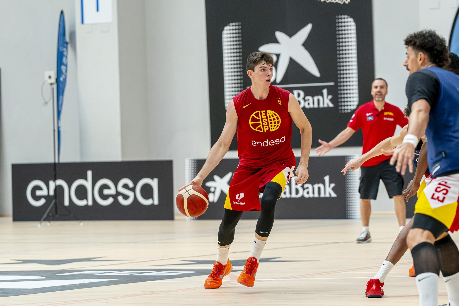 España acaba su trabajo en Madrid antes de venir a Málaga