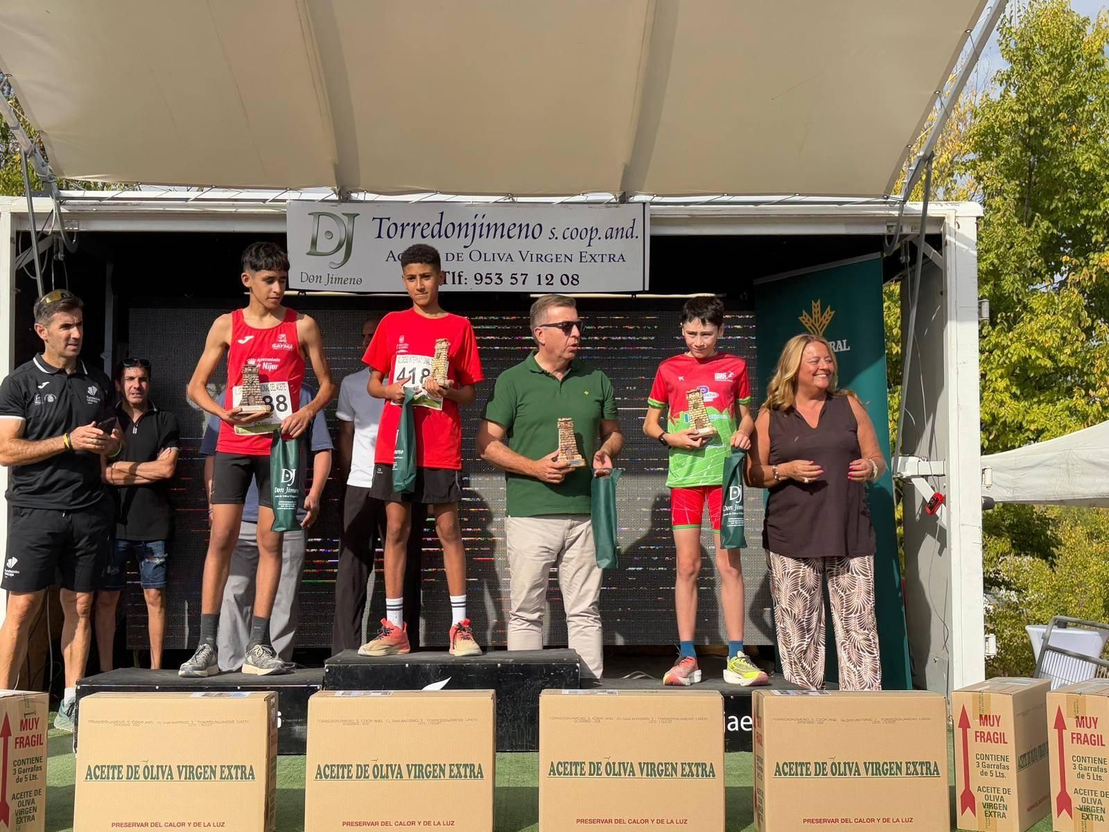En imágenes: fiesta del atletismo en el XL Cross Internacional del Aceite en Torredonjimeno