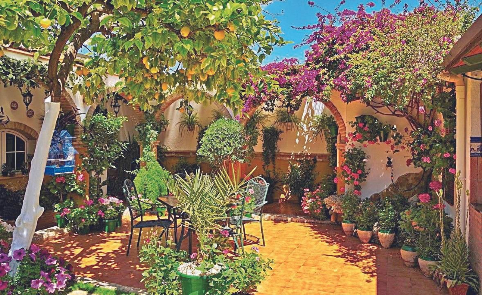 IX Concurso de Patios, Rejas y Balcones