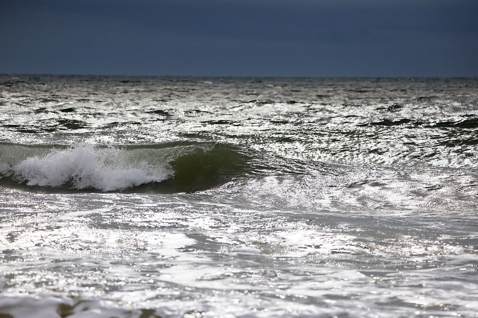 Las fotografías del primer día del años en las playas de Huelva