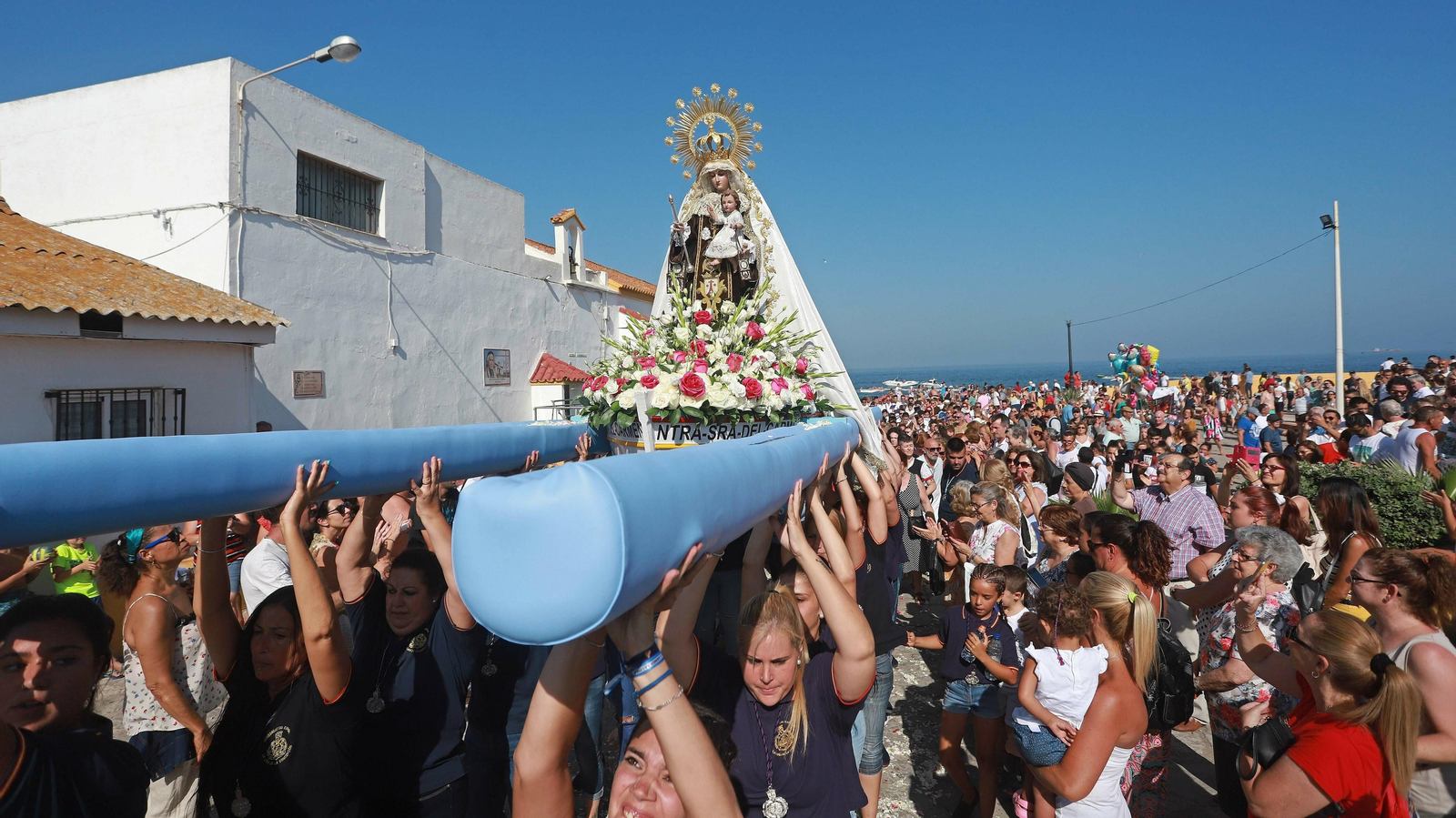 Las mejores fotos de la procesión de la Virgen del Carmen en La Línea