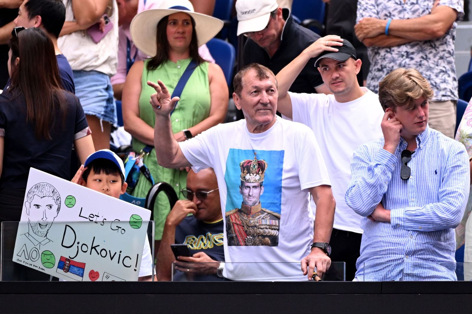 Las fotos de la retirada de Musetti ante Djokovic y del resto de cuartos de final