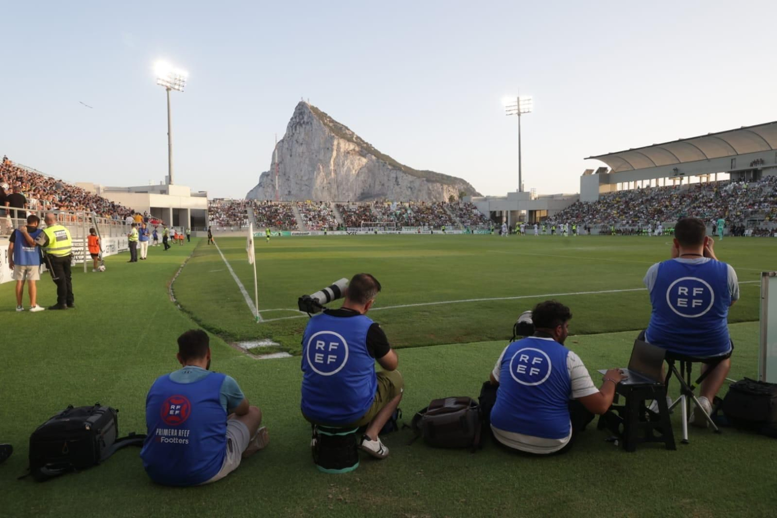 Las imágenes del Cádiz- Betis en el Ciudad de La Línea