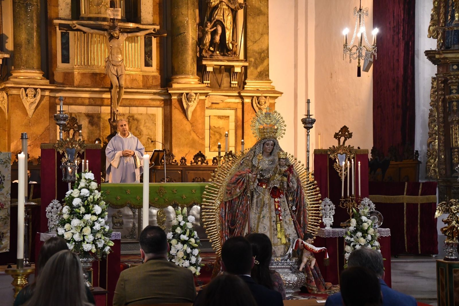 Santa María La Coronada.