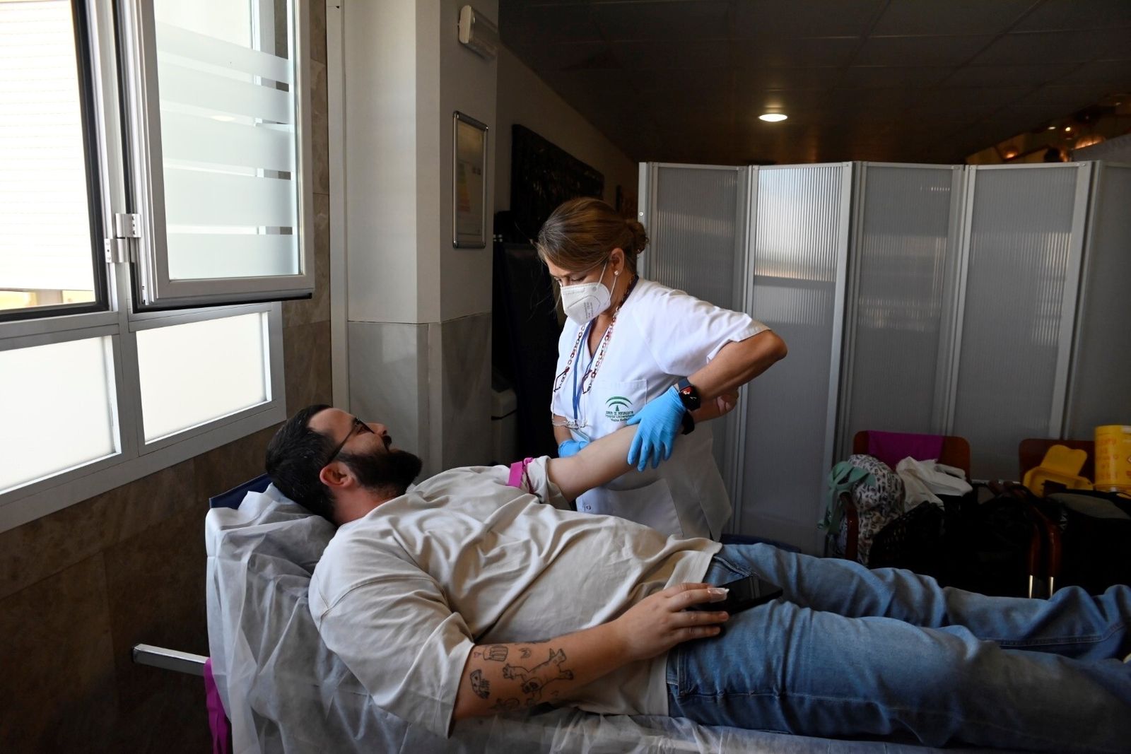 Las imágenes de la colecta de sangre en el Hospital Reina Sofía por la XXII Semana de la Donación