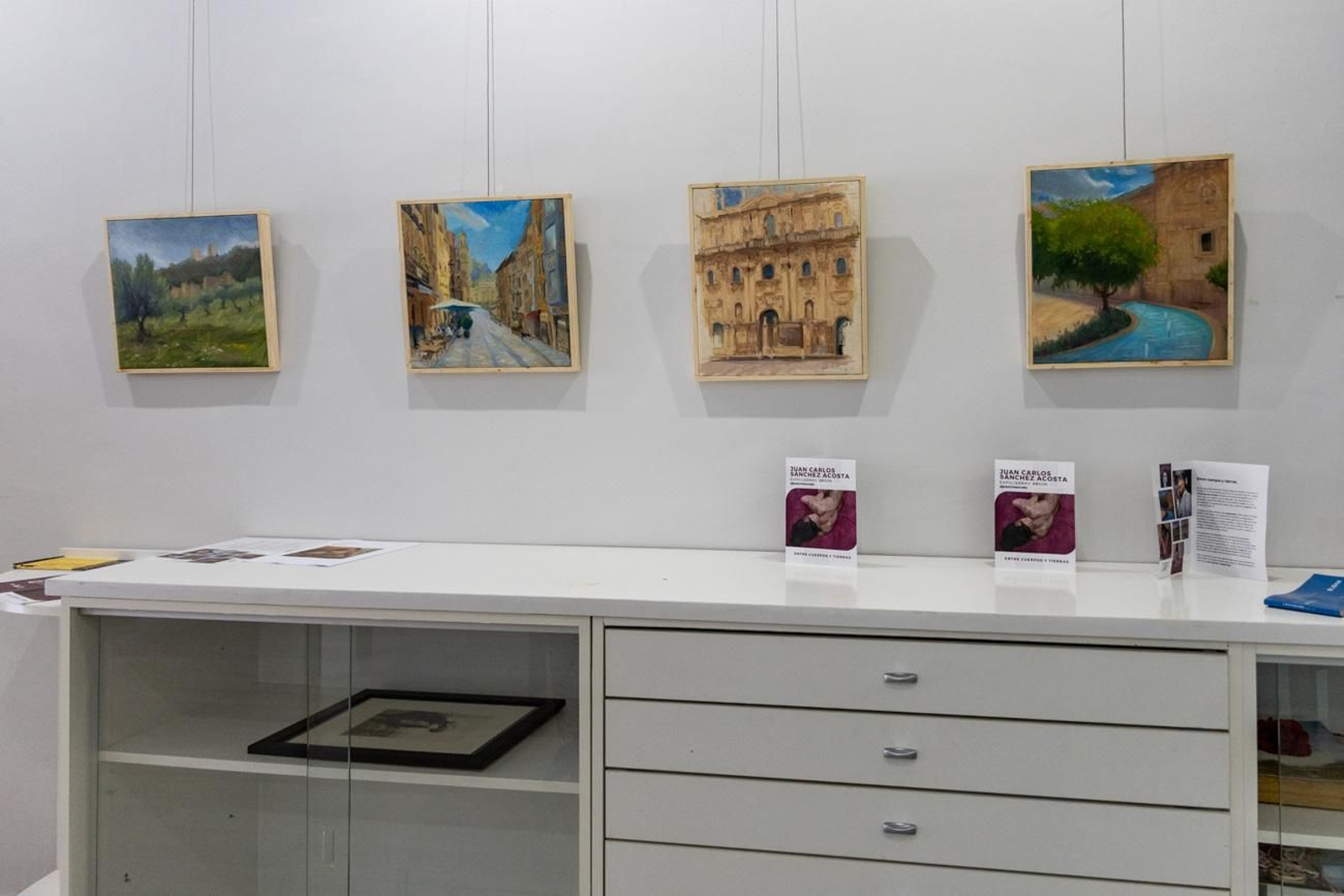 El artista mexicano Juan Carlos Sánchez Acosta expone en Jaén ‘Entre cuerpos y tierras’