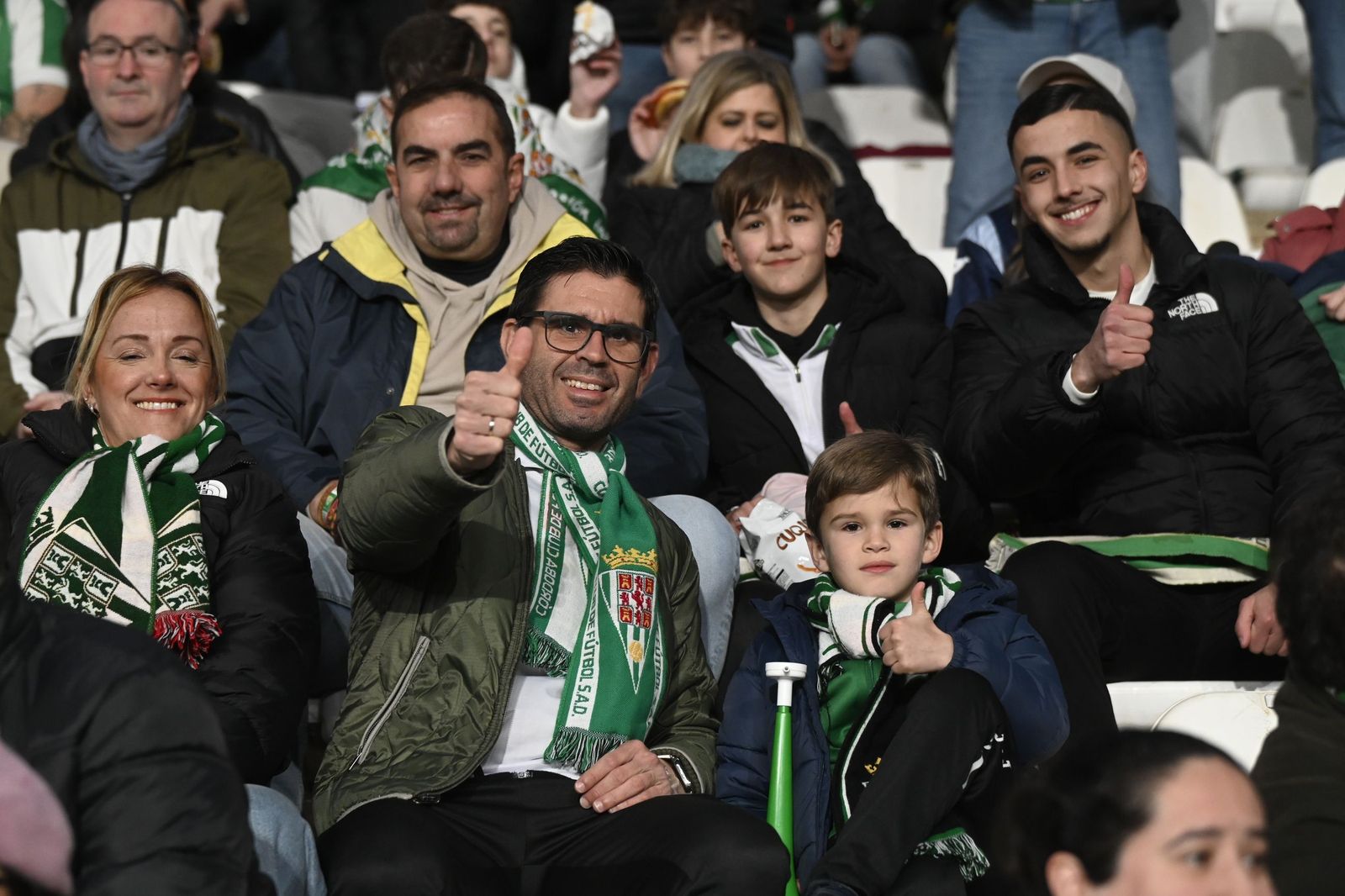 Las fotos del espectacular ambiente en El Arcángel en el derbi andaluz entre Córdoba CF y Málaga