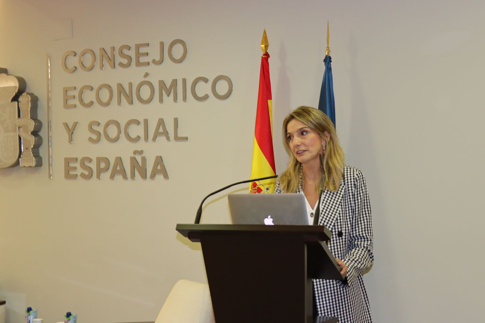 Rosa Gallardo, directora de la ETSIAM de la Universidad de Córdoba